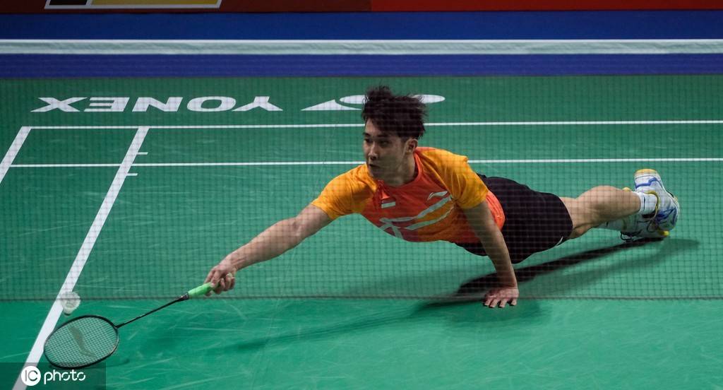 队在逆境中 队在逆境中