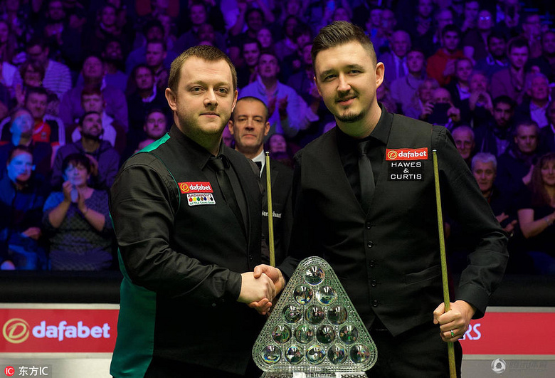 甚至在某天 甚至在某天