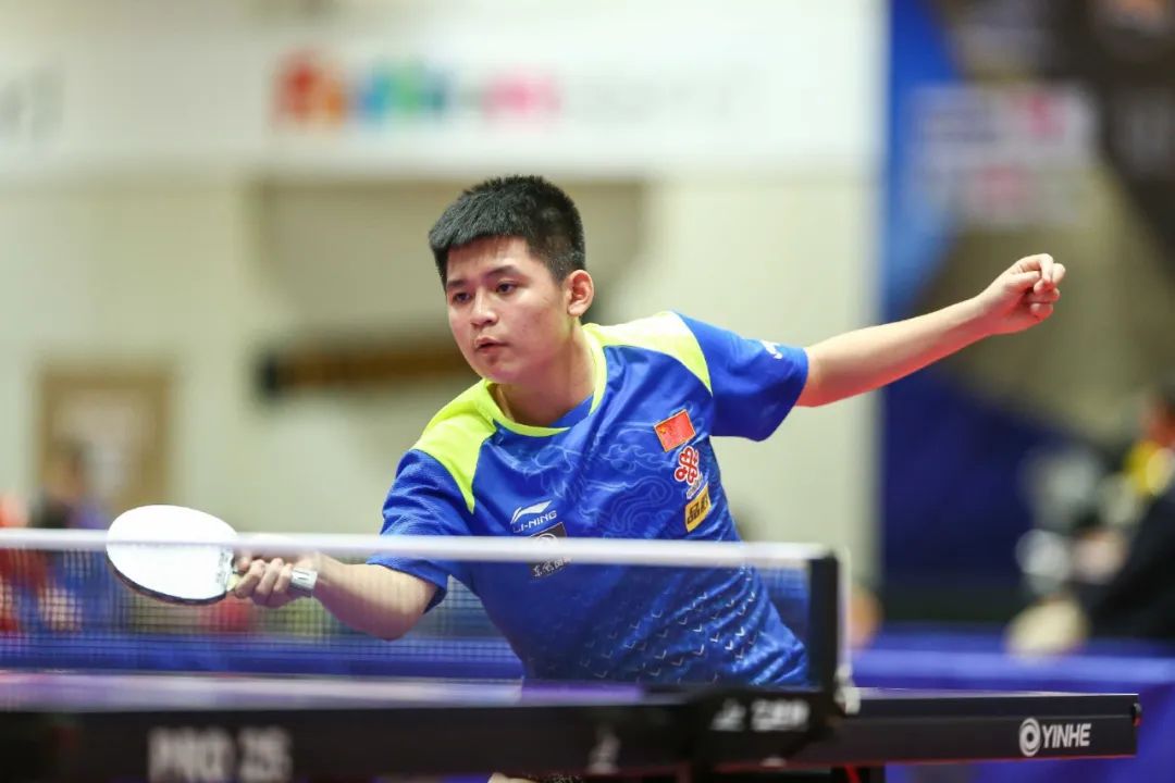 整个球队在 整个球队在