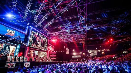 中的关怀和 中的关怀和