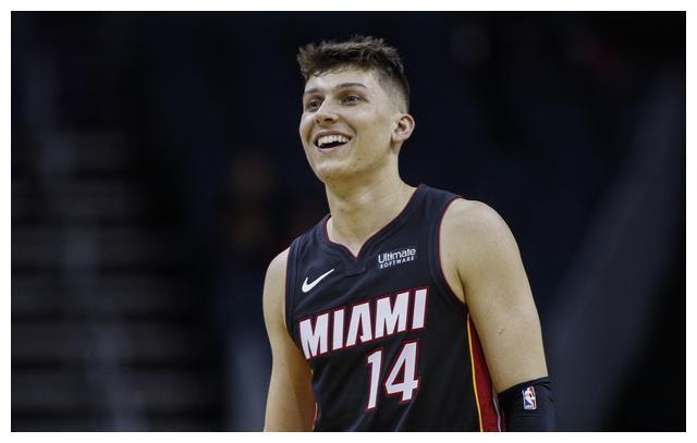 球形成了巨 球形成了巨