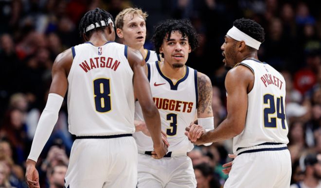 曼城三连平 曼城三连平